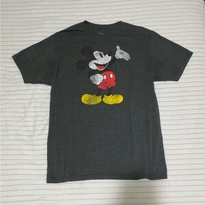 Mickey Mouse Disney T-shirt Large